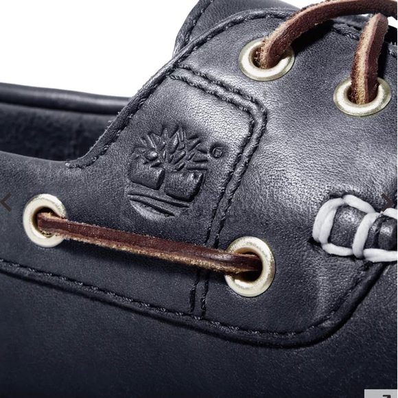 TIMBERLAND WOMEN'S CLASSIC 2-EYE LEATHER BOAT SHOES - Picture 7 of 8